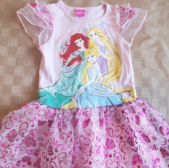 Princess dress - Picture 3 of 7